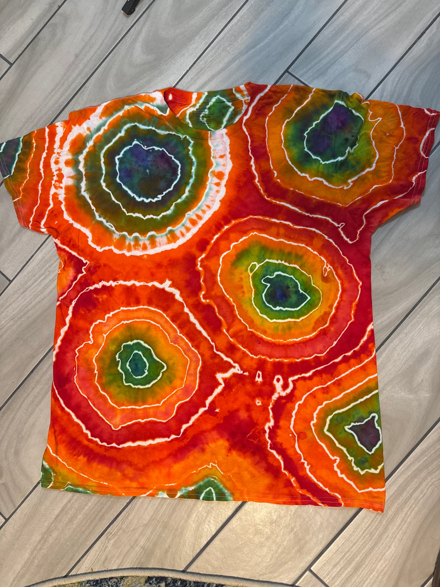 Rainbow geode