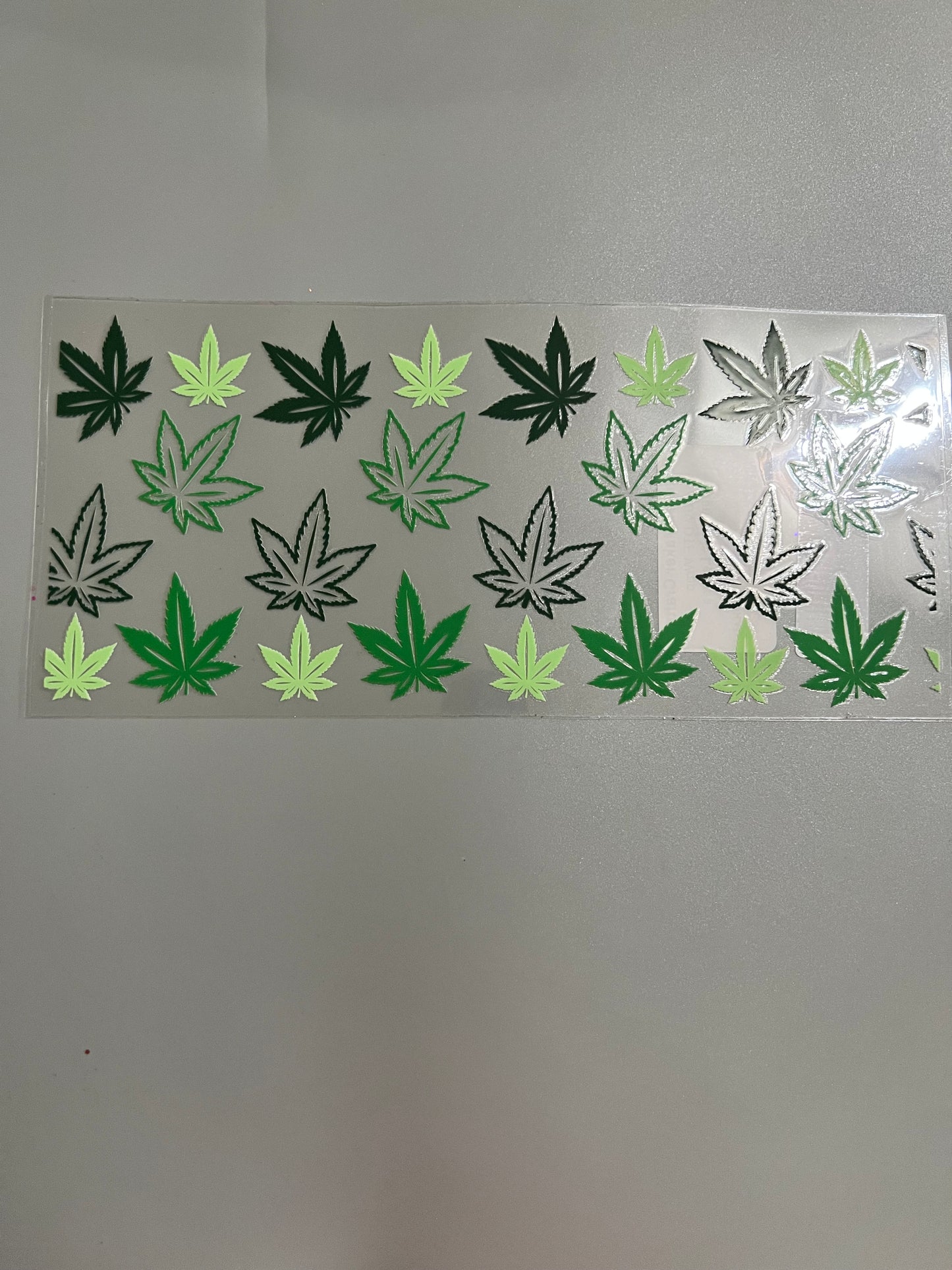 Green leaf Lg decal