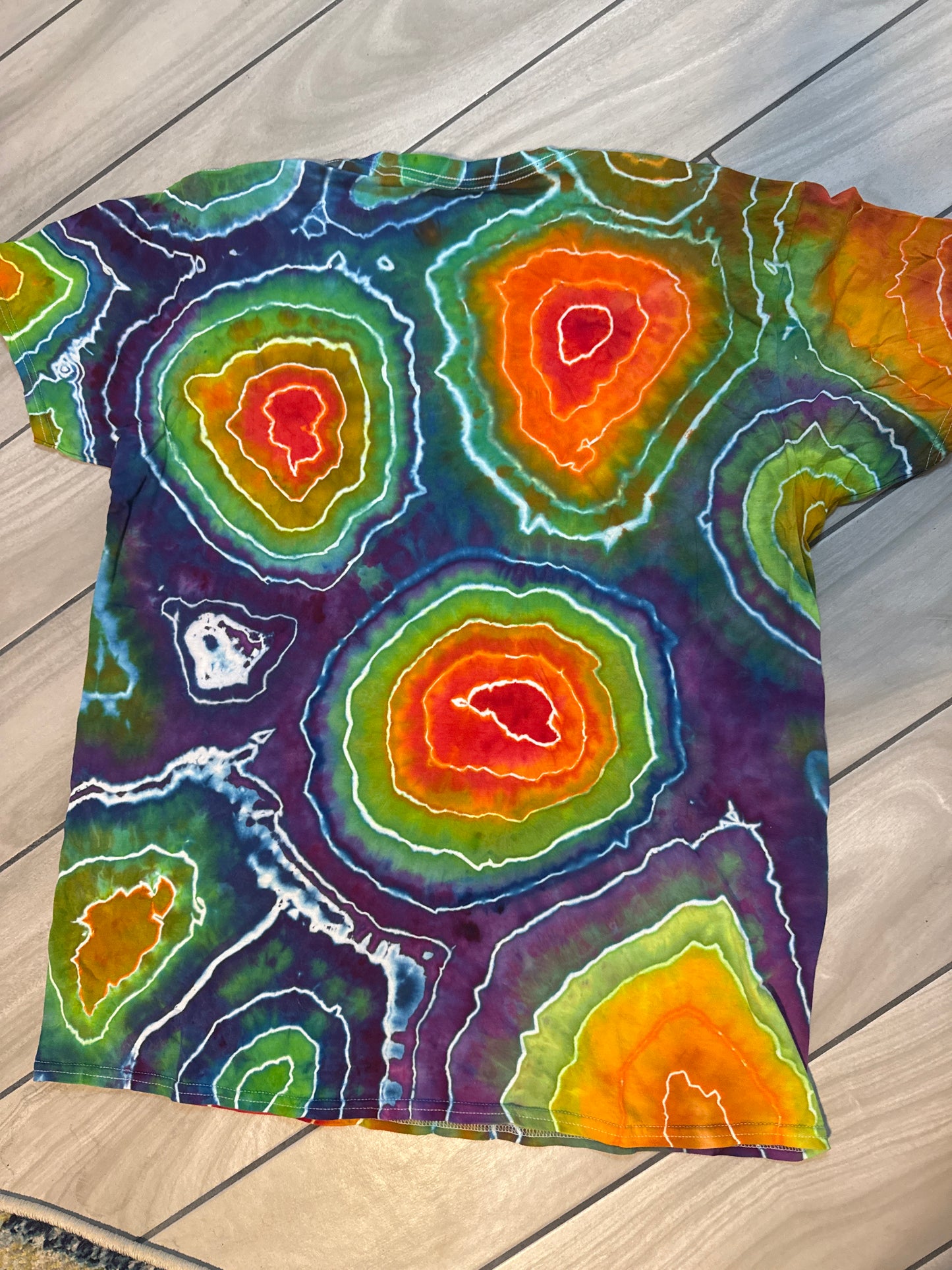 Rainbow ice dye geode