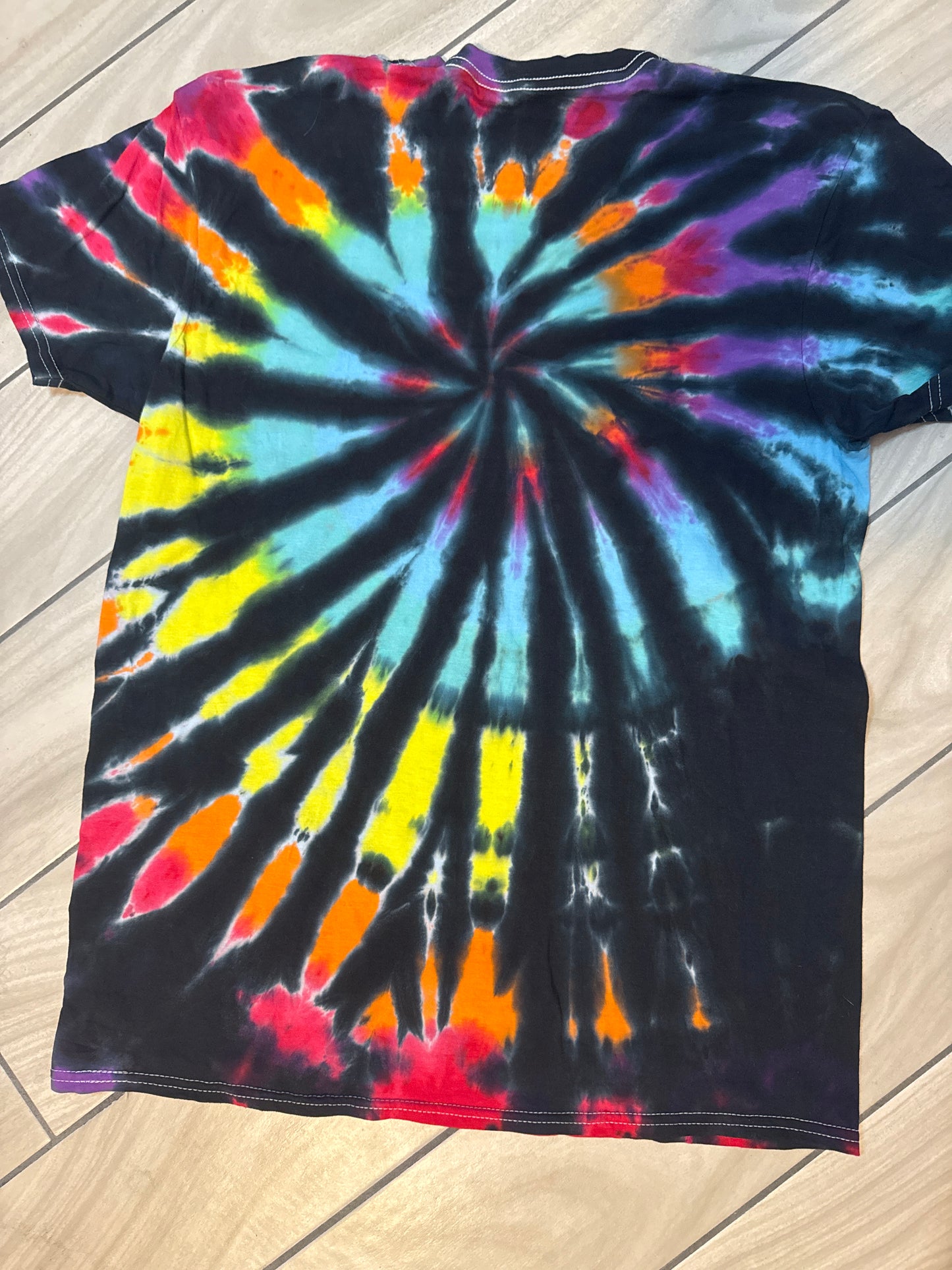 Dark rainbow spiral