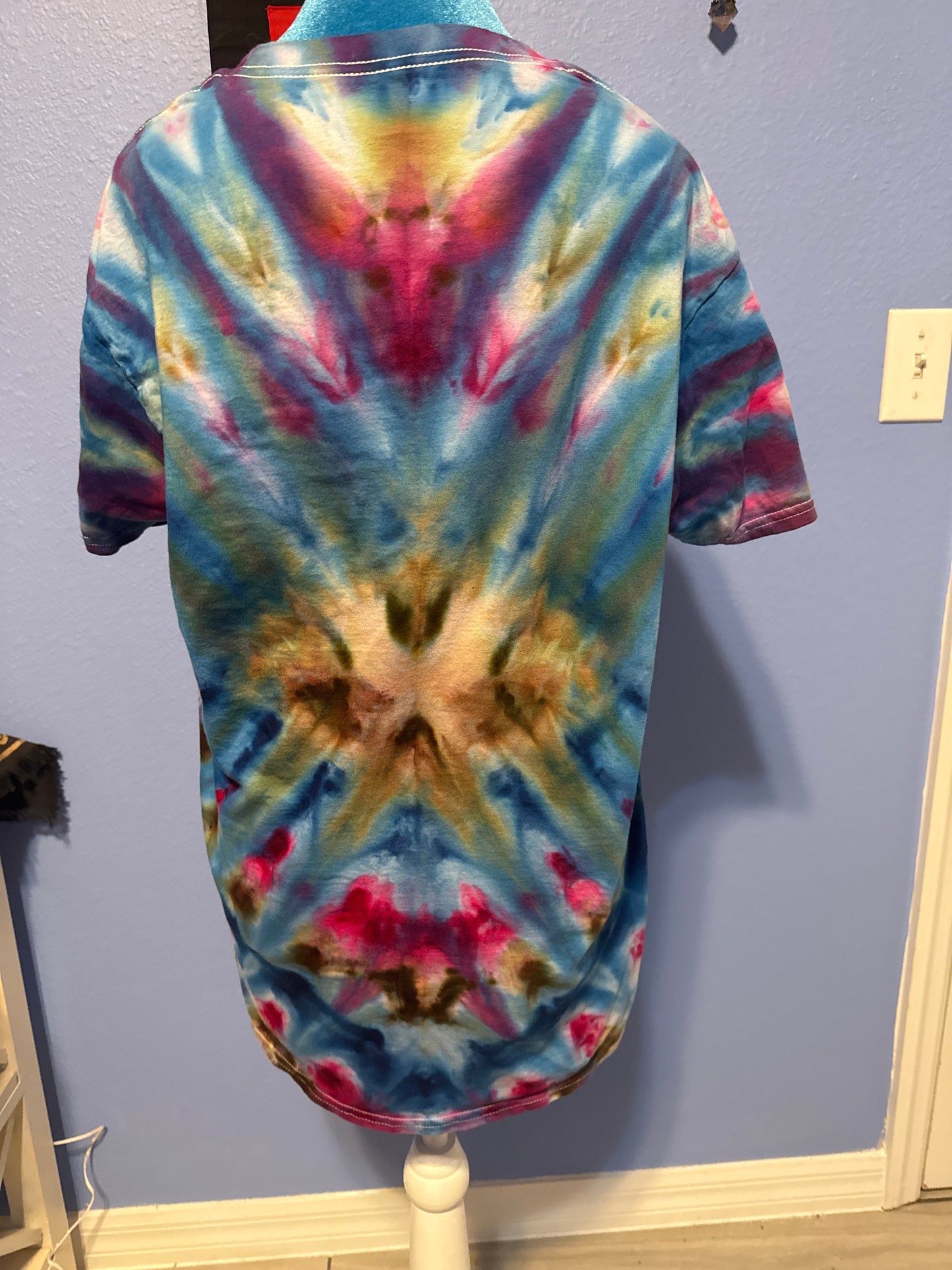 Inclined ice dye