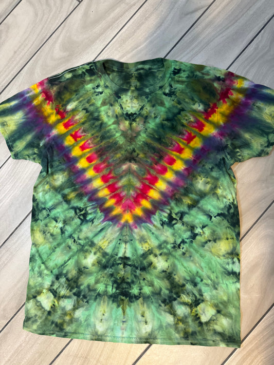“V” tie dye
